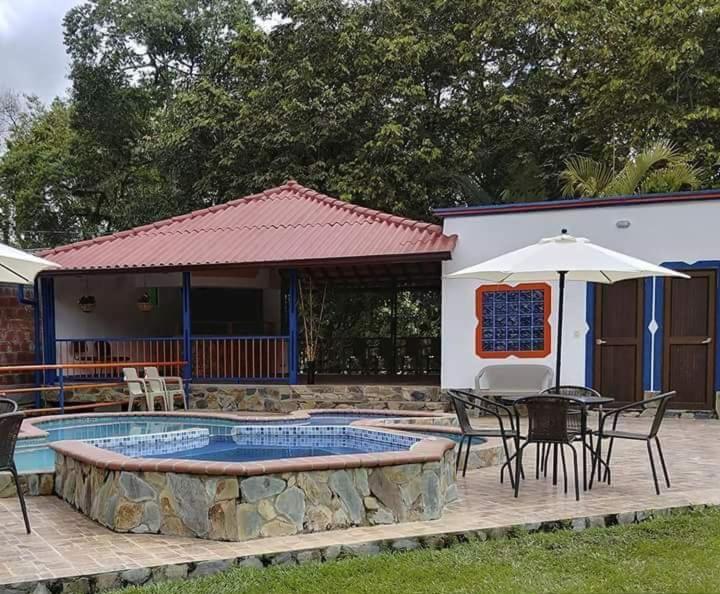 EcoHotel Colibrí Luna Park Exterior foto